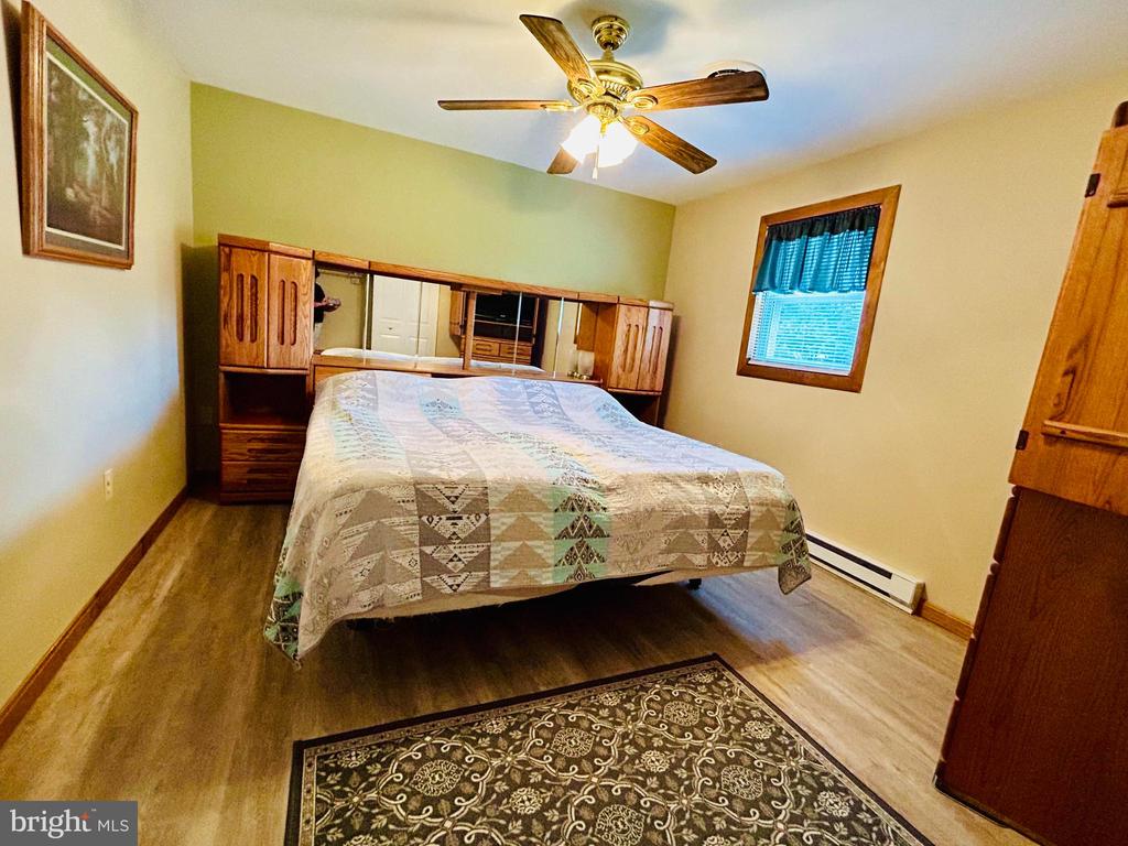 27 Sunset Dr