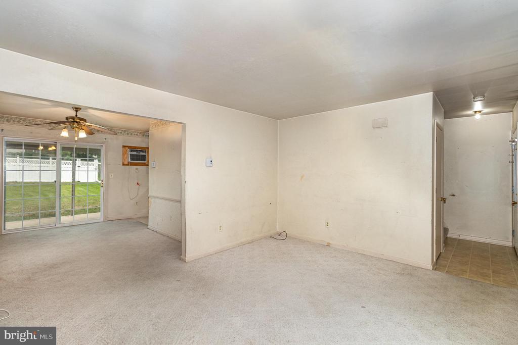 69 Faith Cir