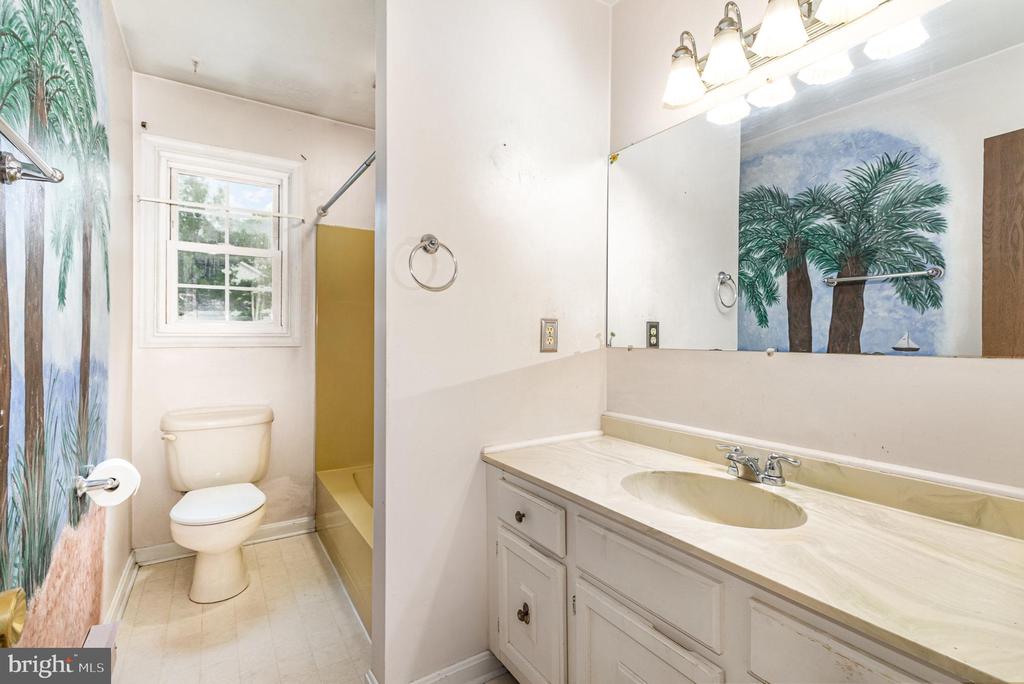 69 Faith Cir