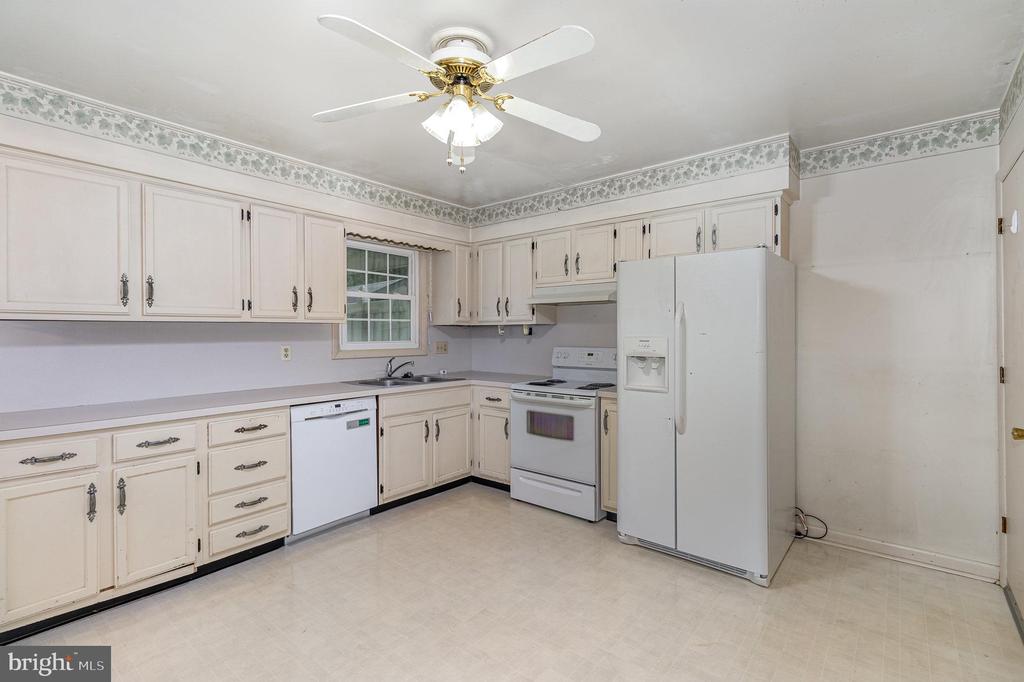 69 Faith Cir
