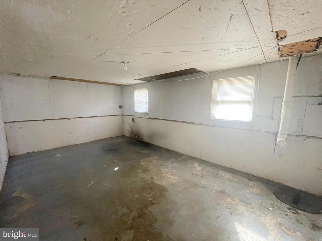 649 Shed Rd