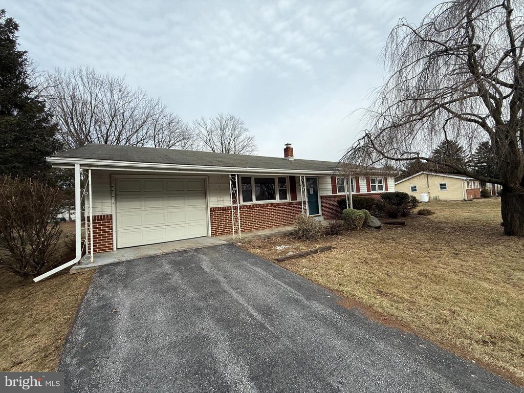426 Linden St