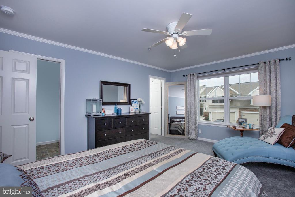 1689 Haralson Dr
