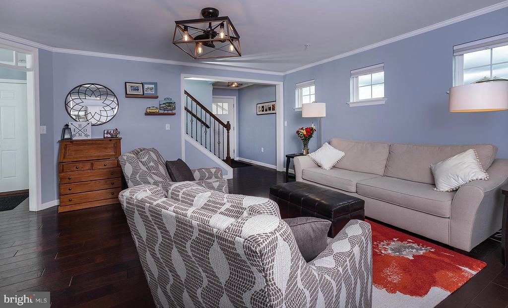 1689 Haralson Dr