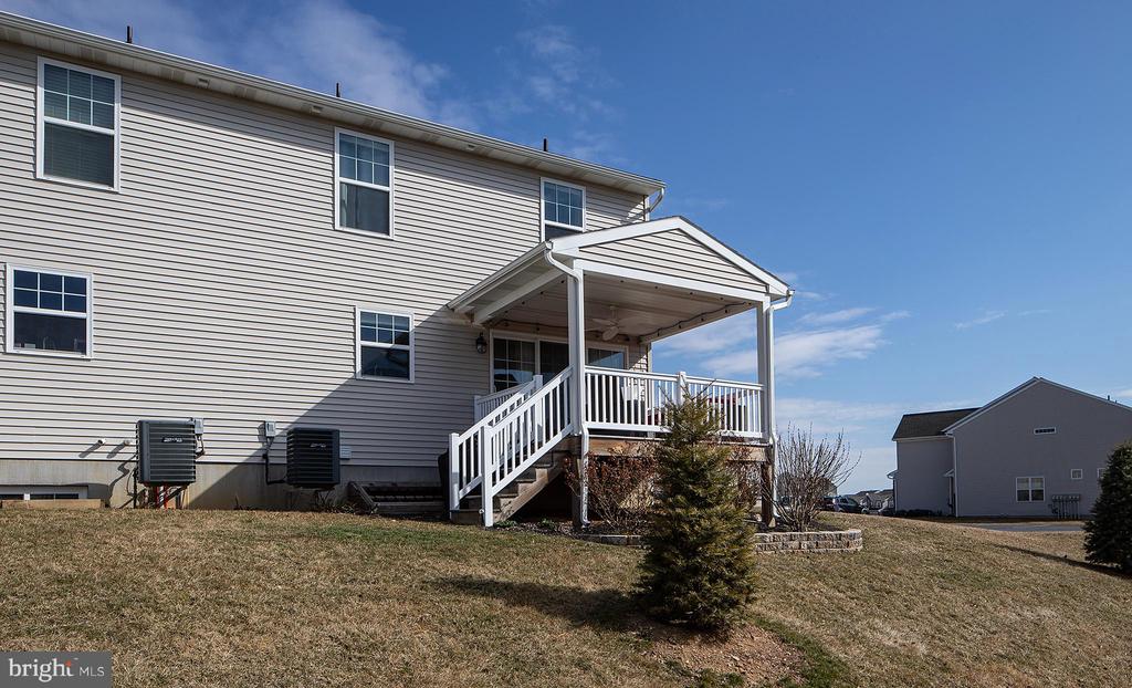1689 Haralson Dr