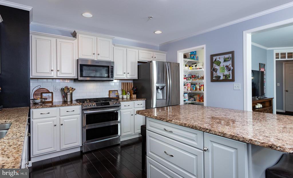 1689 Haralson Dr