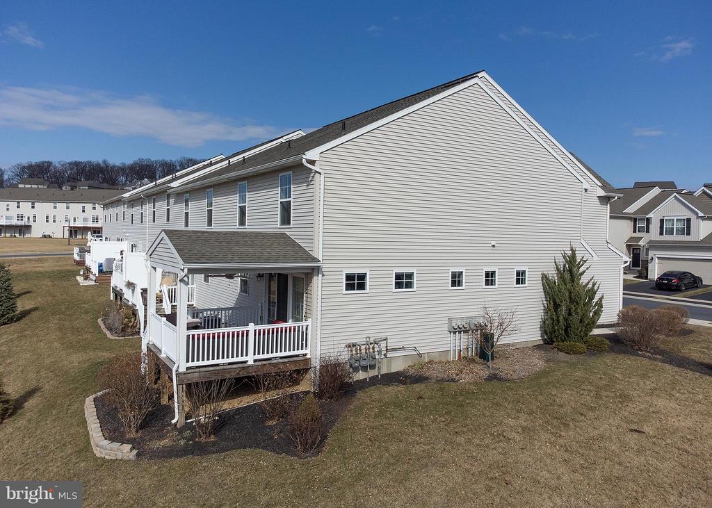 1689 Haralson Dr