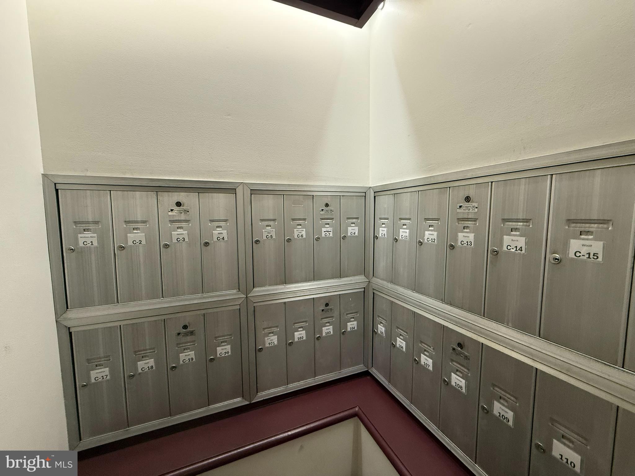 133 W Locust St #C-02