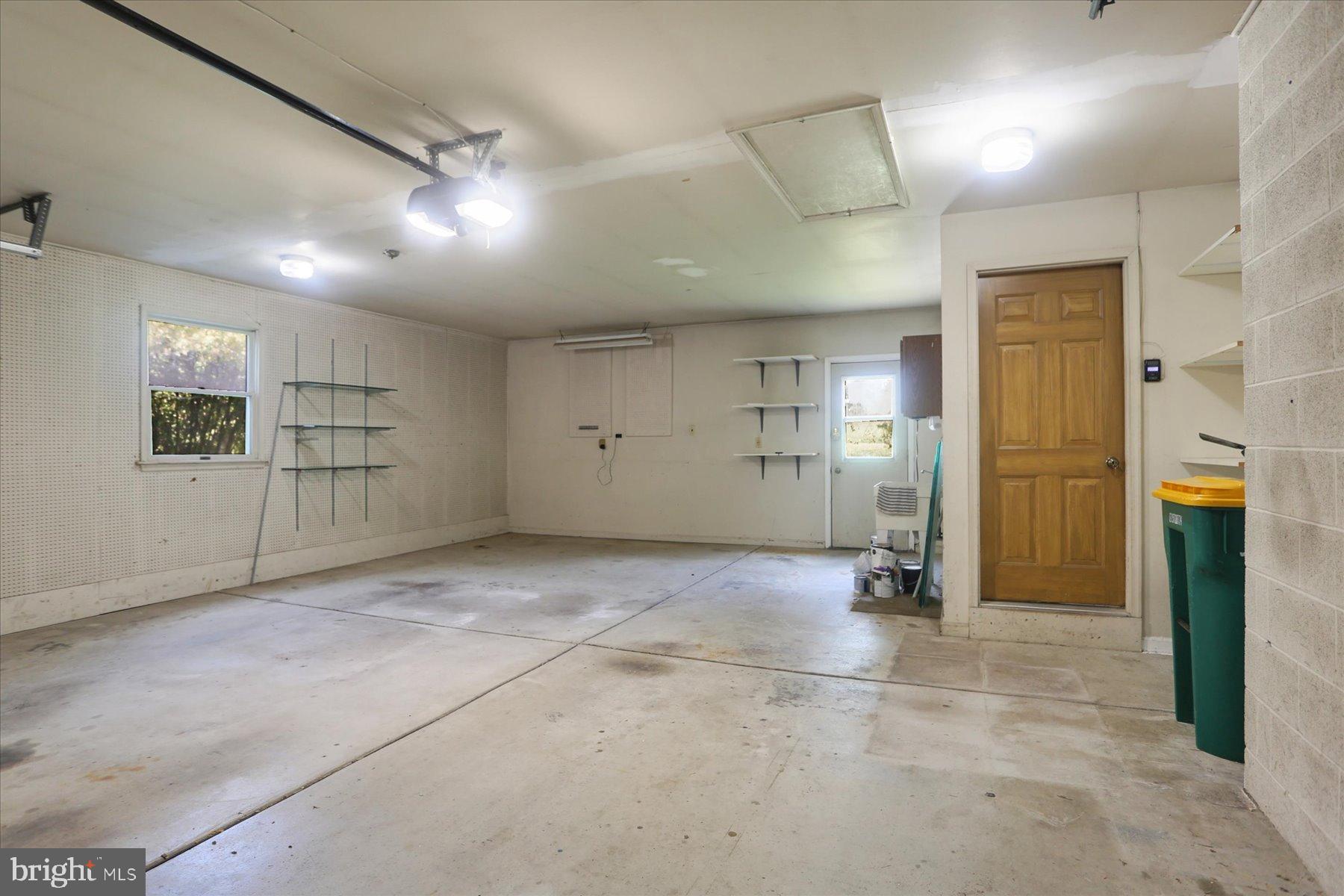 1109 E POWDERHORN ROAD