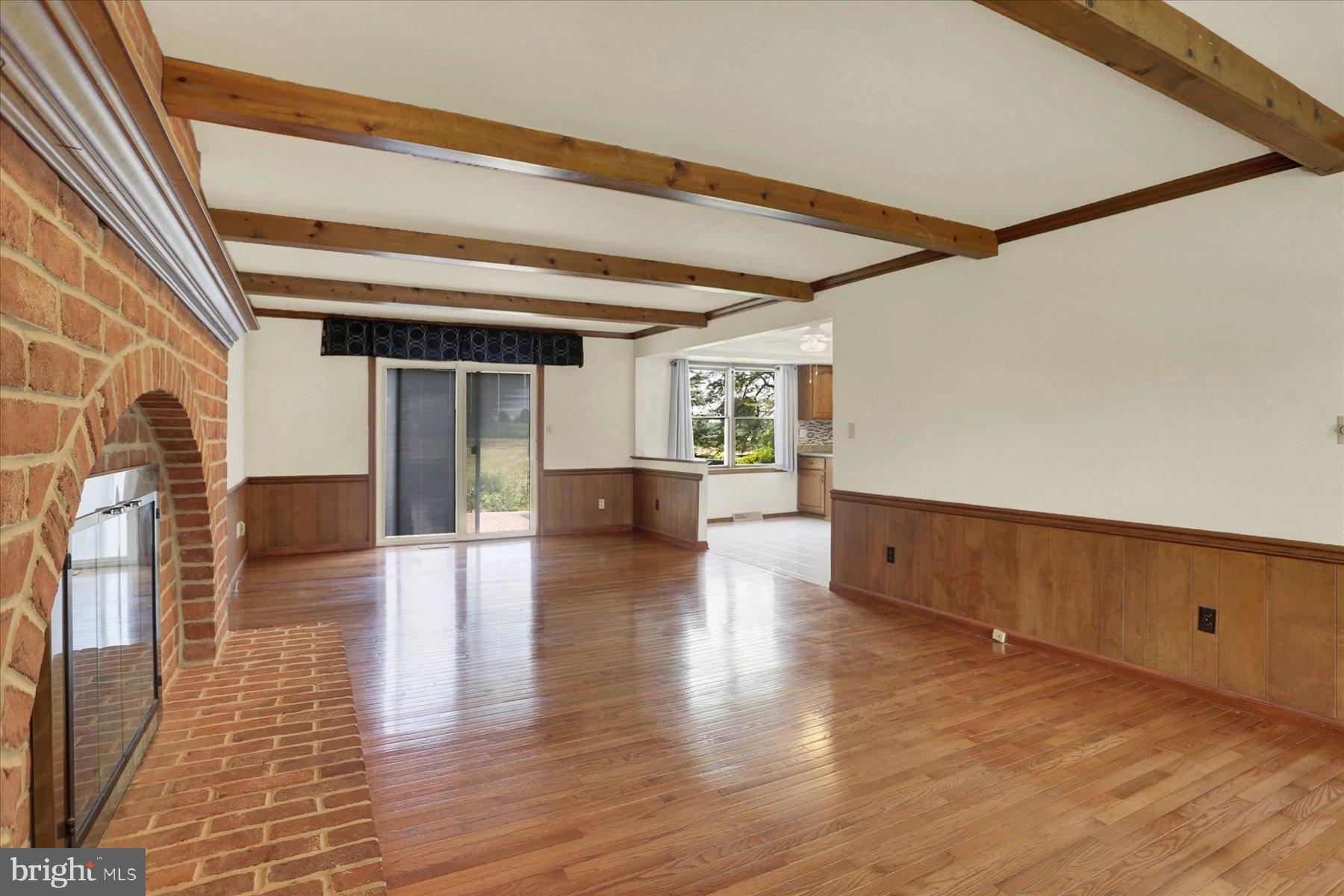 1109 E POWDERHORN ROAD