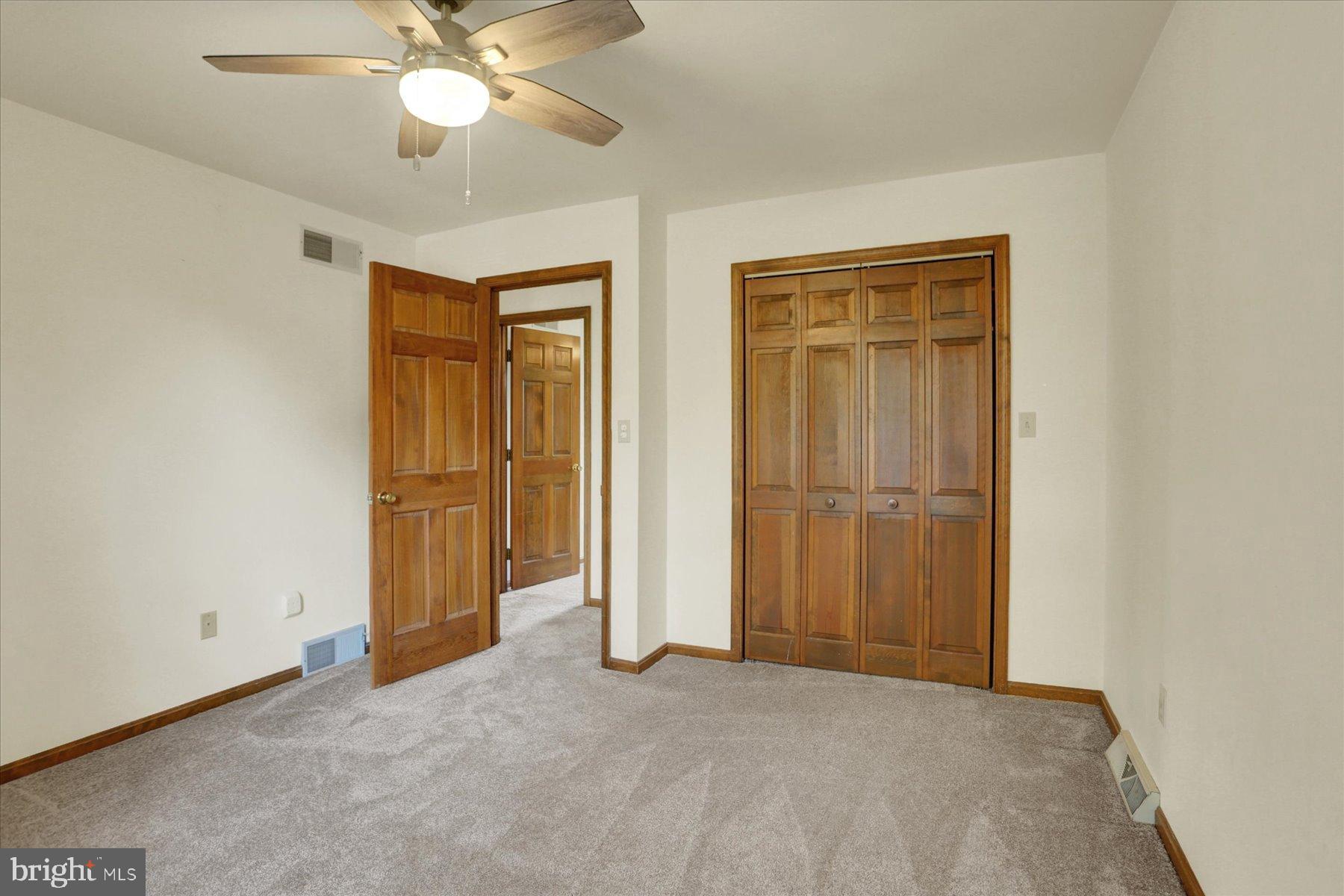 1109 E POWDERHORN ROAD