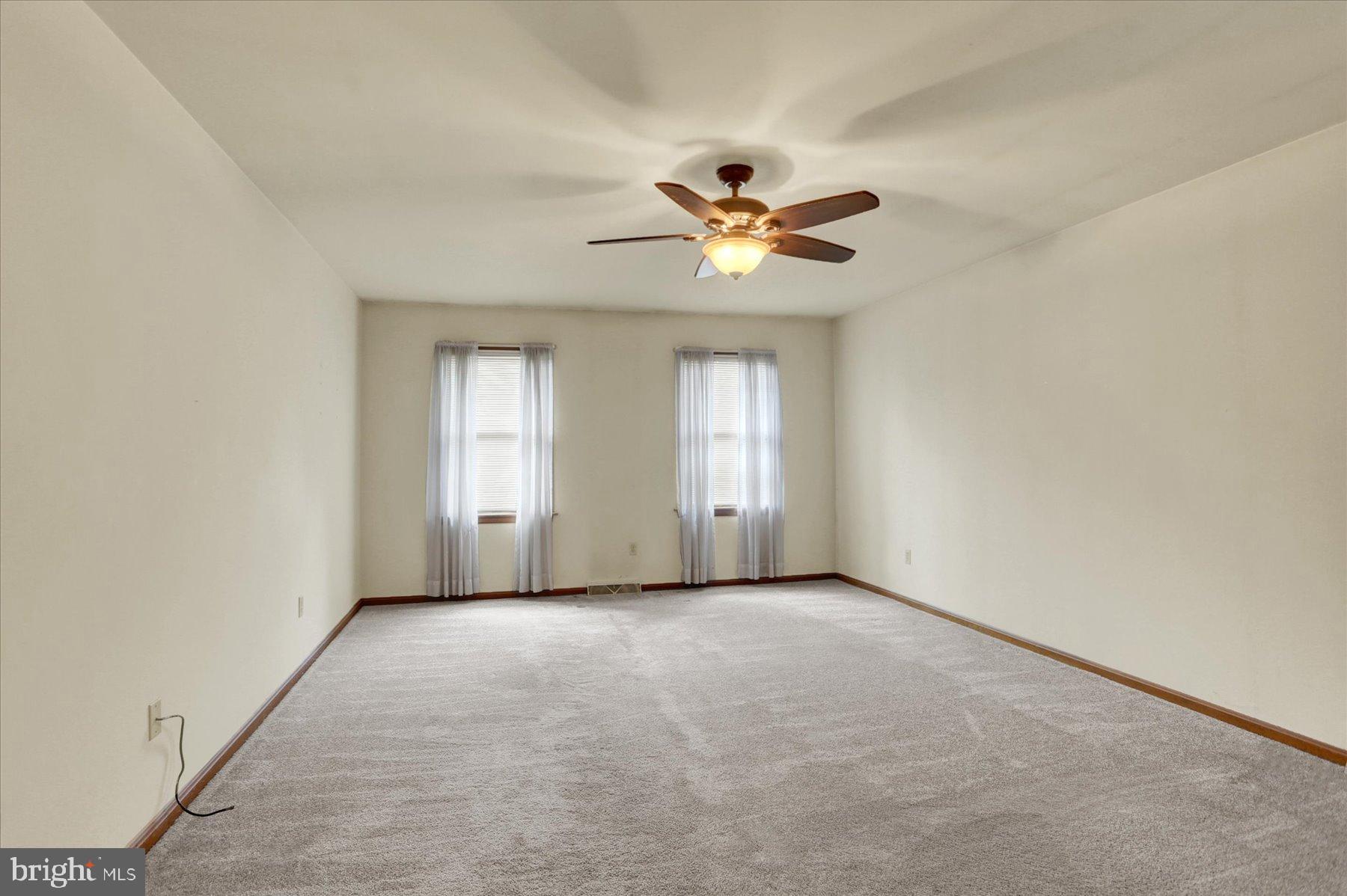 1109 E POWDERHORN ROAD