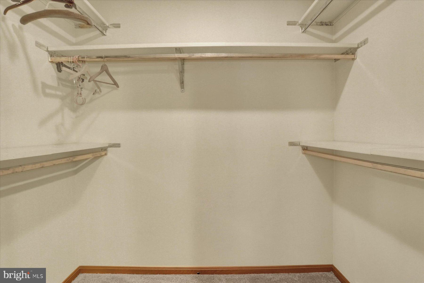 1109 E POWDERHORN ROAD