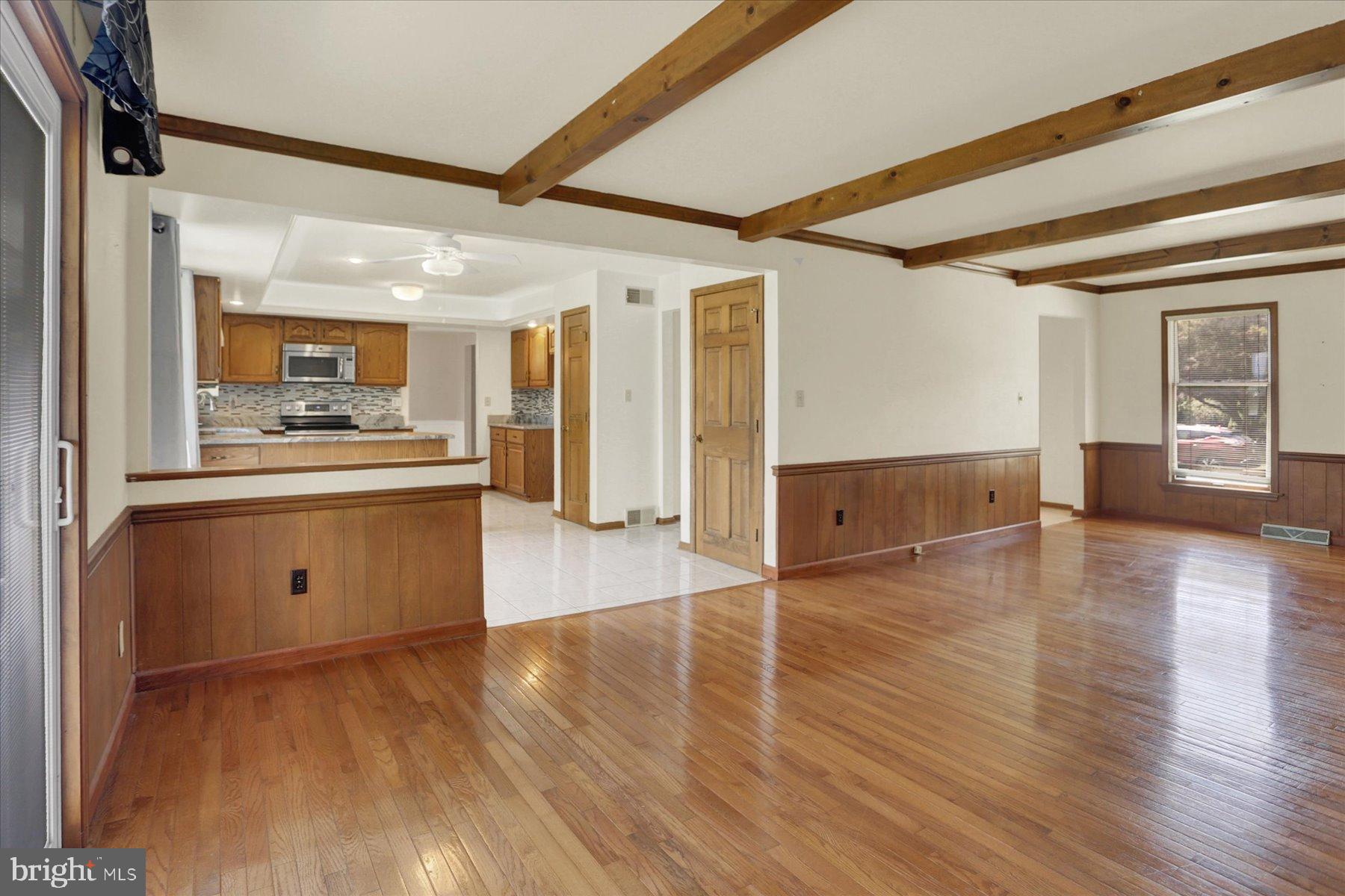 1109 E POWDERHORN ROAD