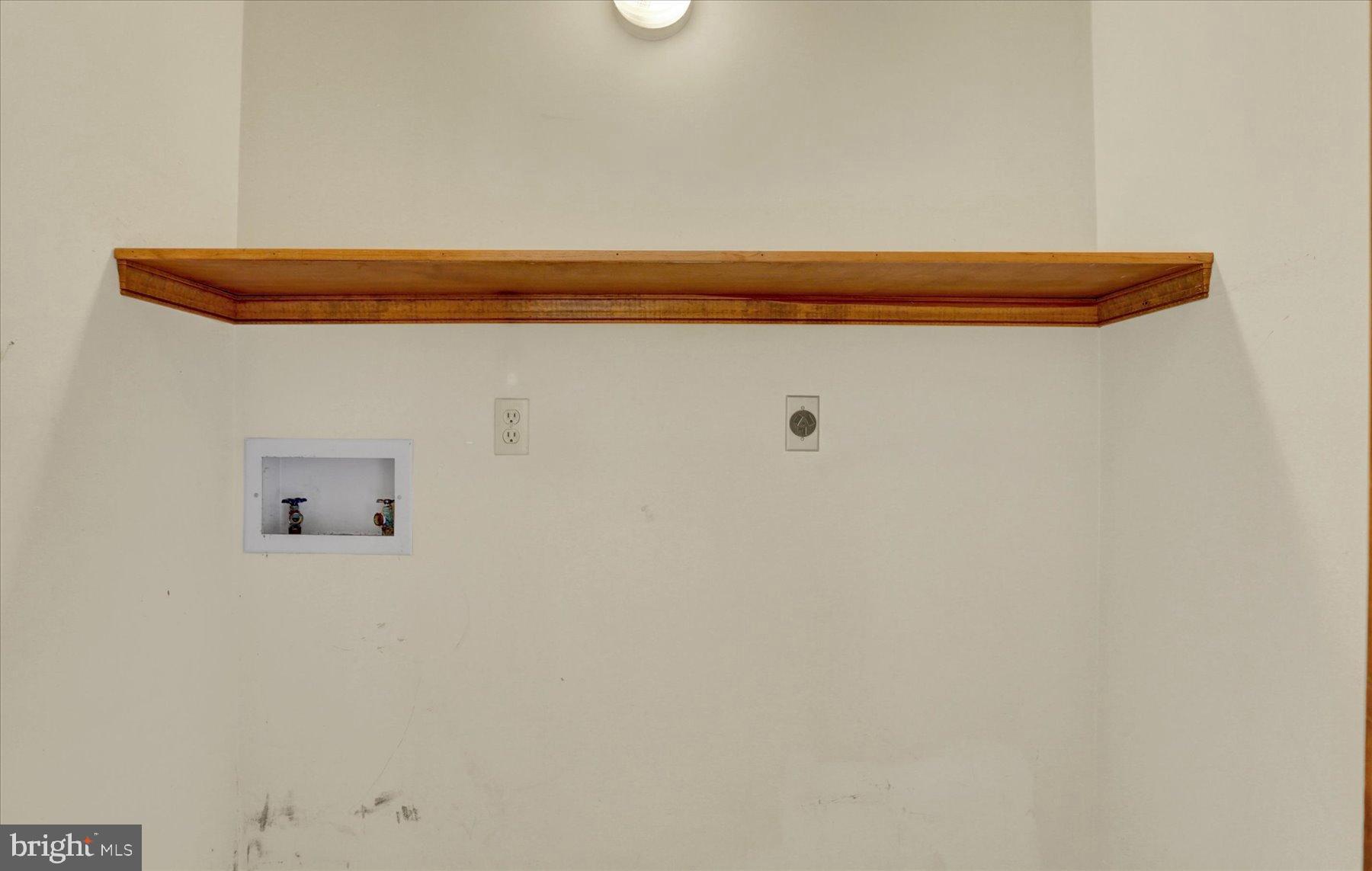 1109 E POWDERHORN ROAD