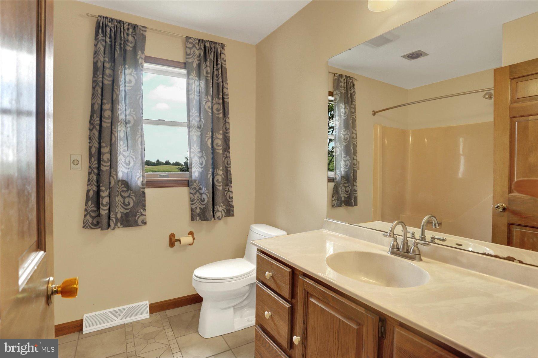 1109 E POWDERHORN ROAD