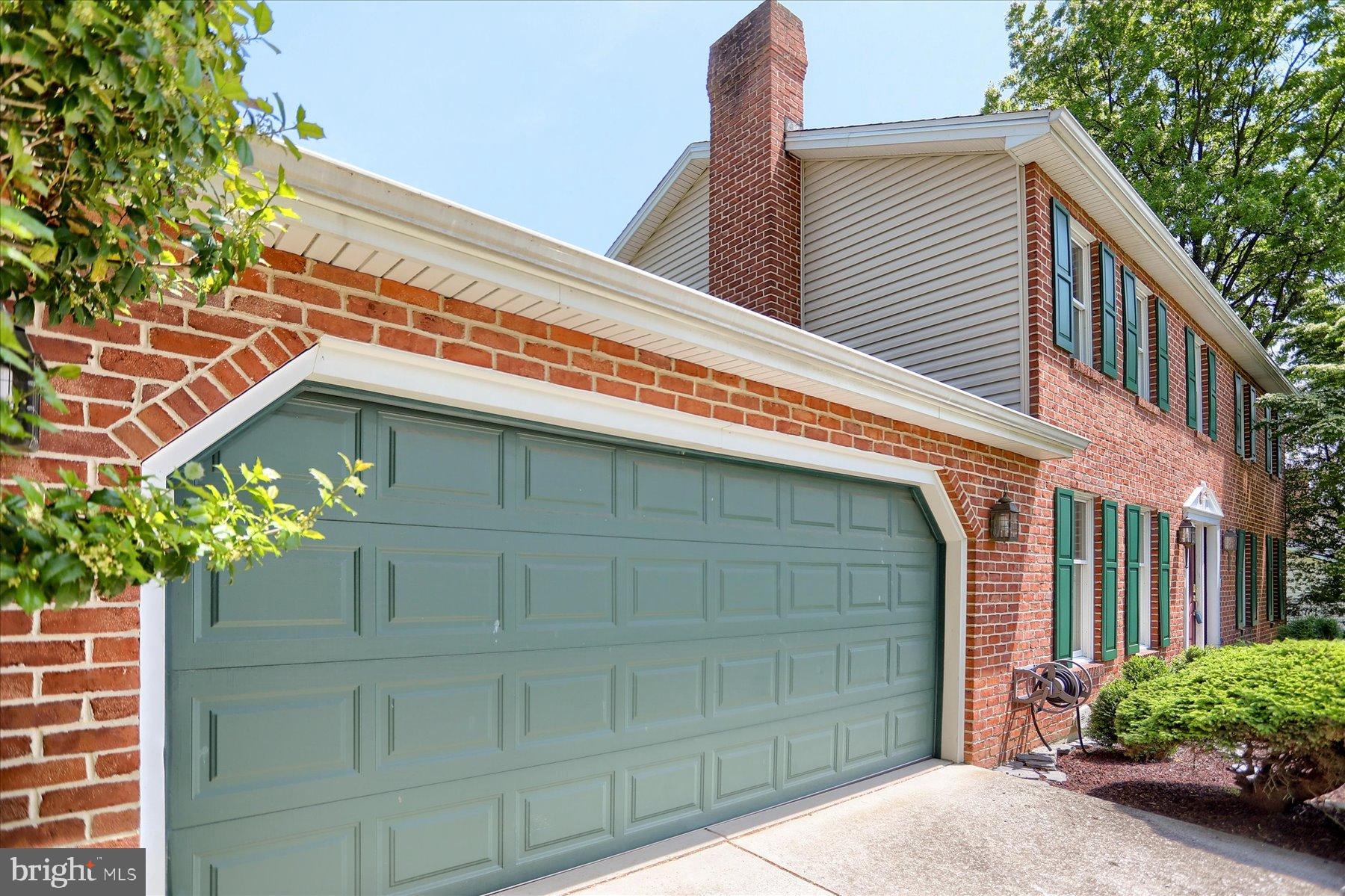 1109 E POWDERHORN ROAD