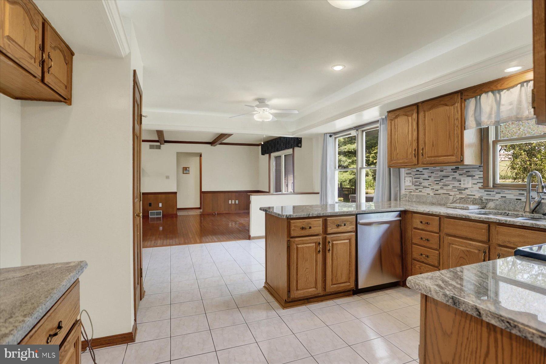 1109 E POWDERHORN ROAD