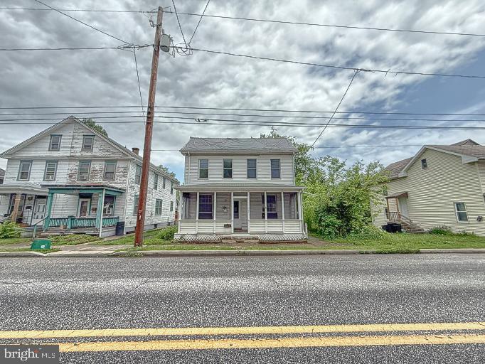 127 E Simpson St