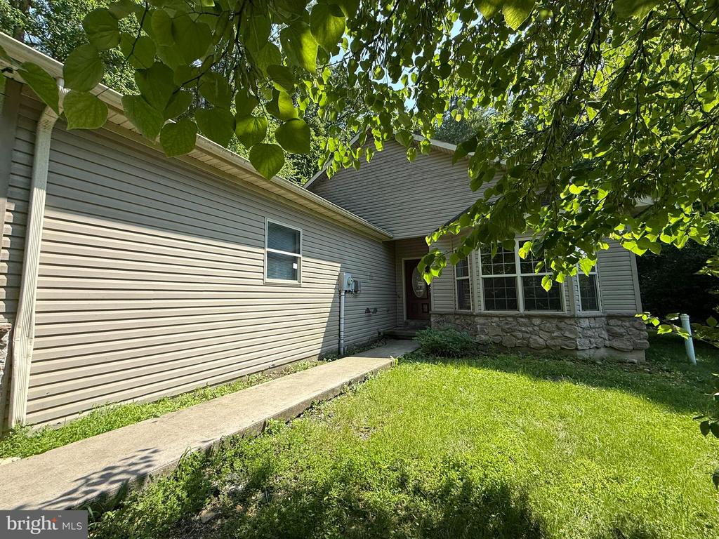 12 Rr Mountain St