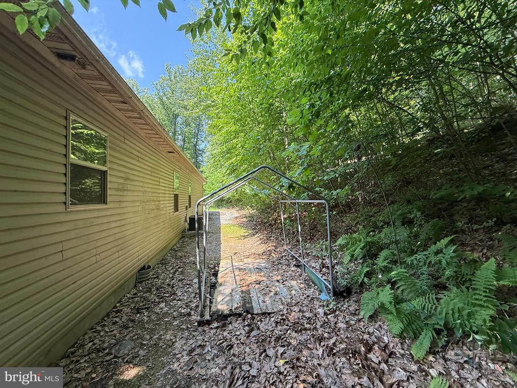 12 Rr Mountain St