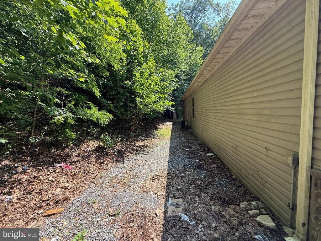 12 Rr Mountain St