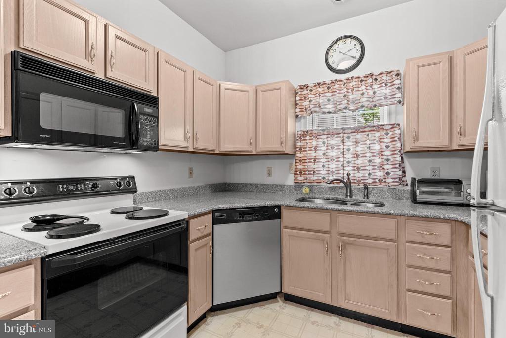 530 BRIGHTON PLACE