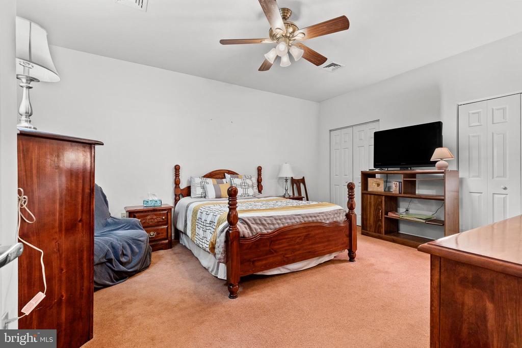 530 BRIGHTON PLACE