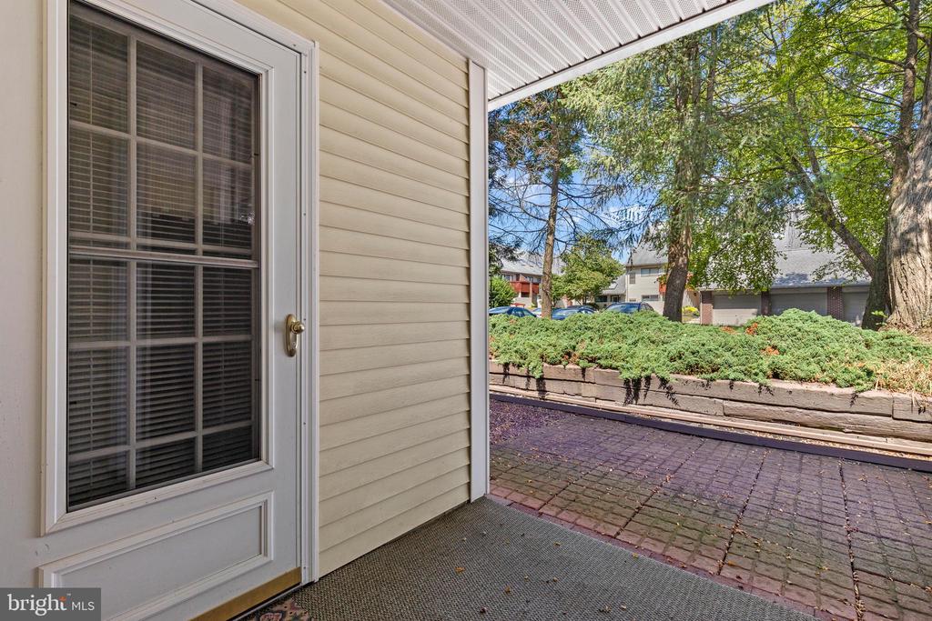 530 BRIGHTON PLACE