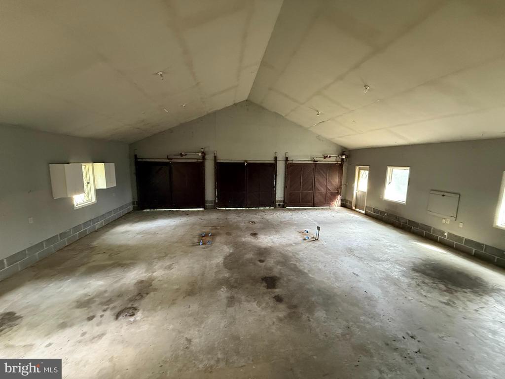 1 BARNITZ ROAD