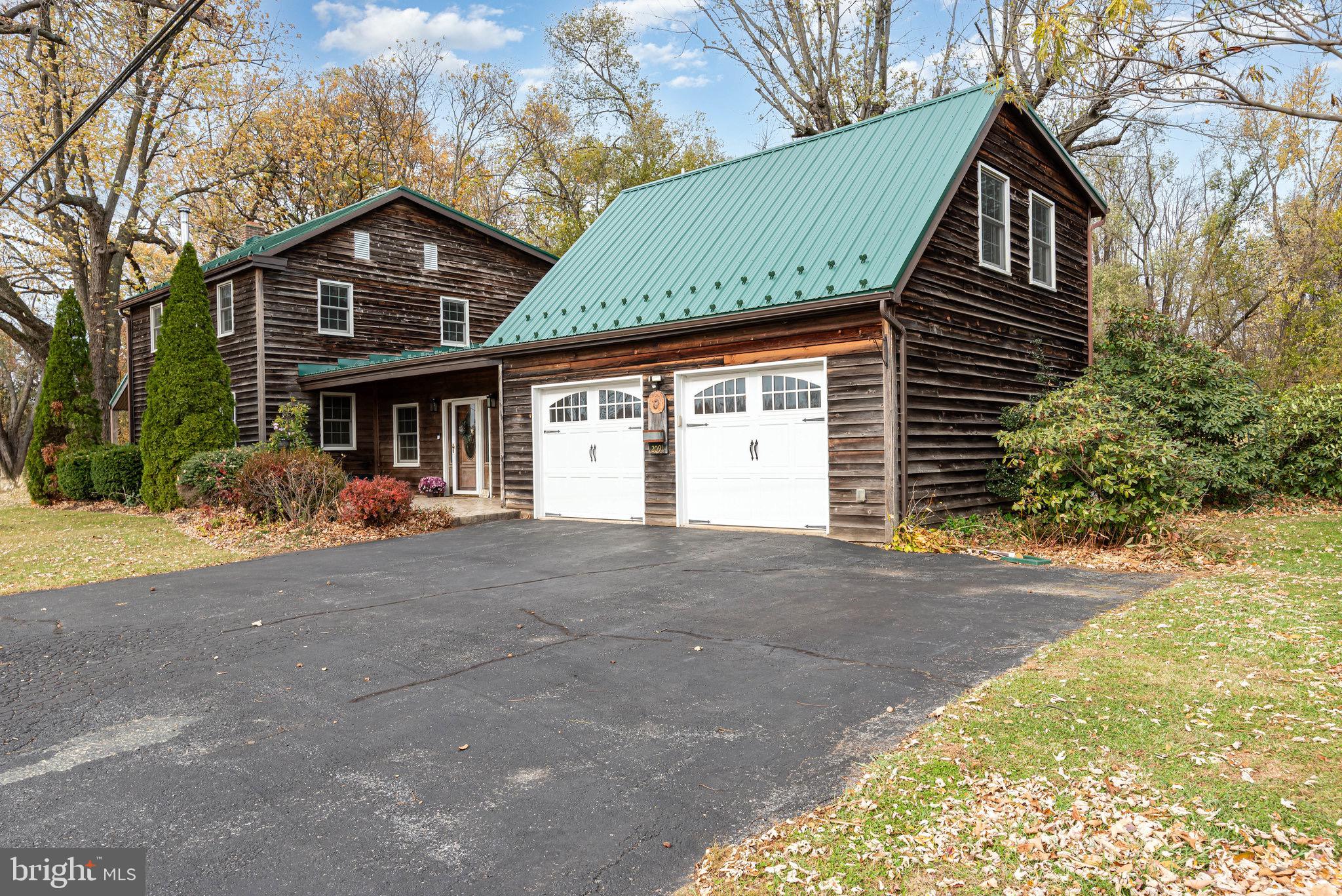 2091 STUMPSTOWN ROAD