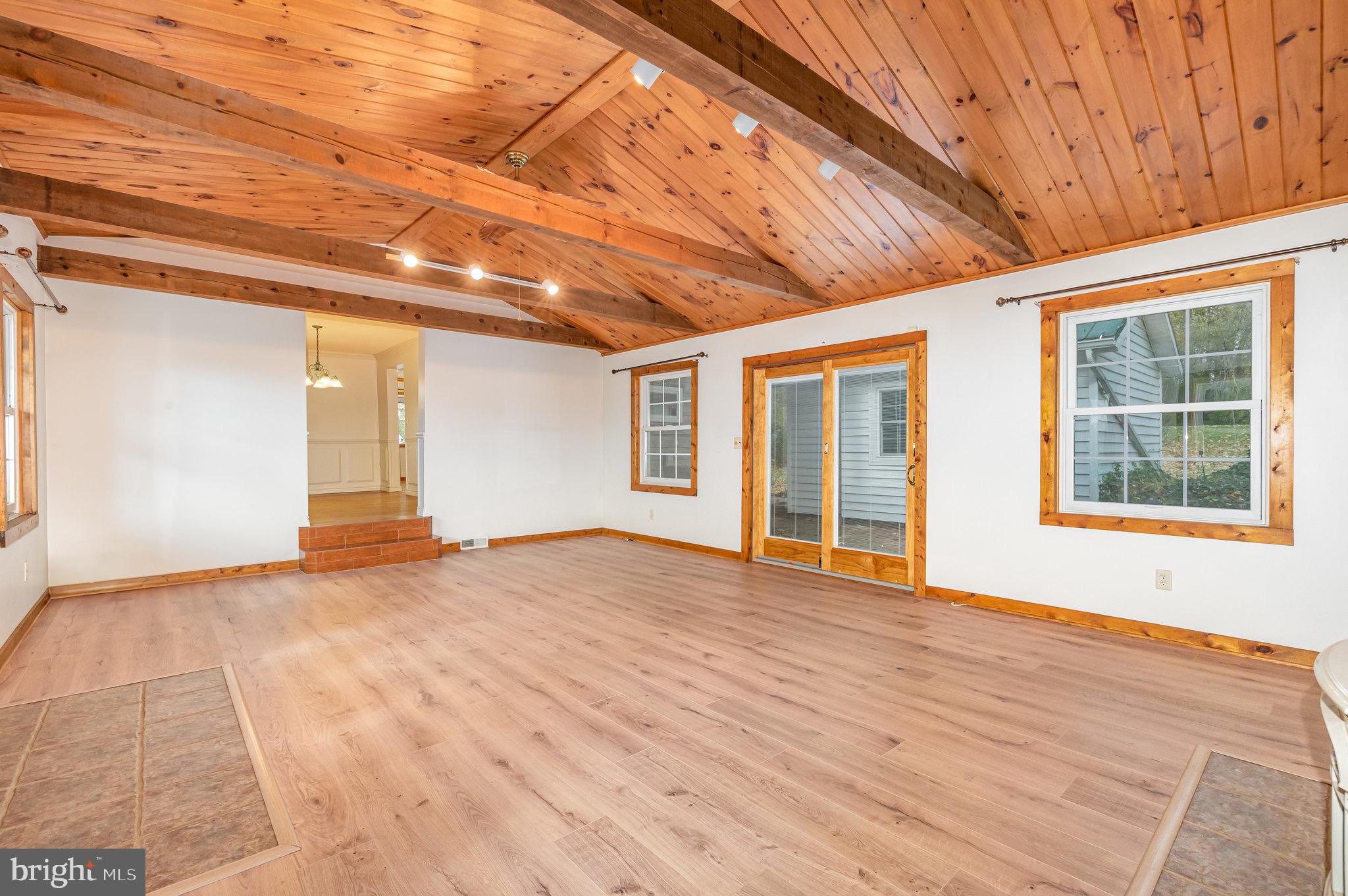 2091 STUMPSTOWN ROAD