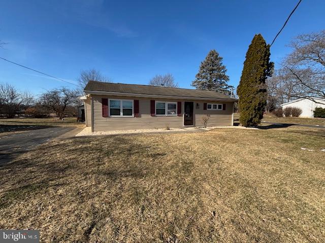 221 HEMPT RD