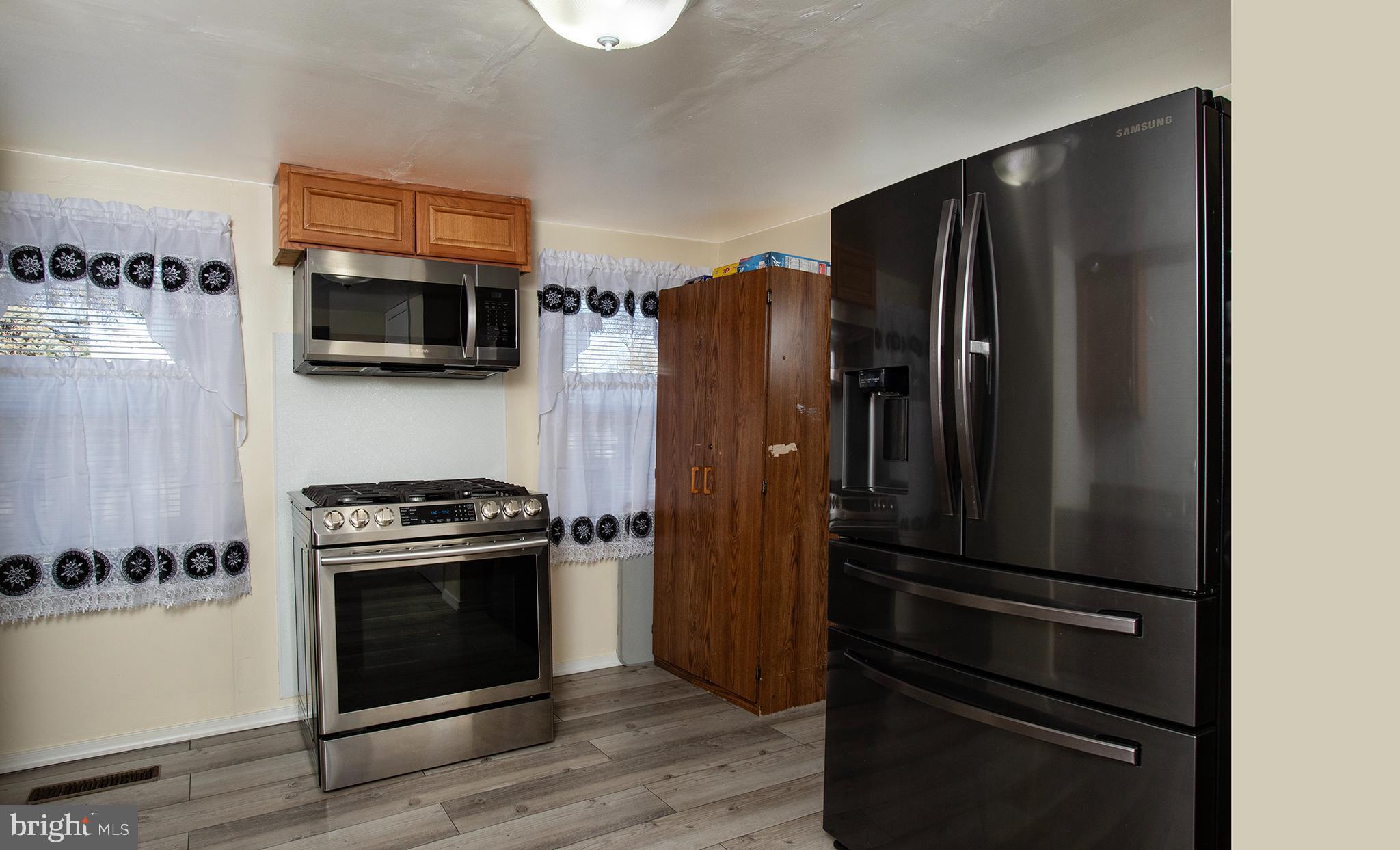 1102 RANA VILLA AVENUE