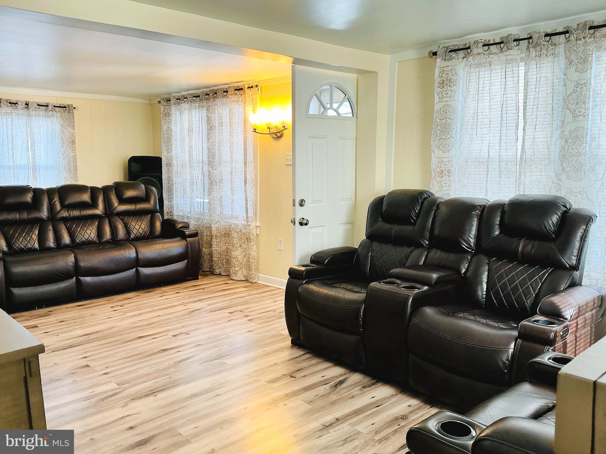 1102 RANA VILLA AVENUE