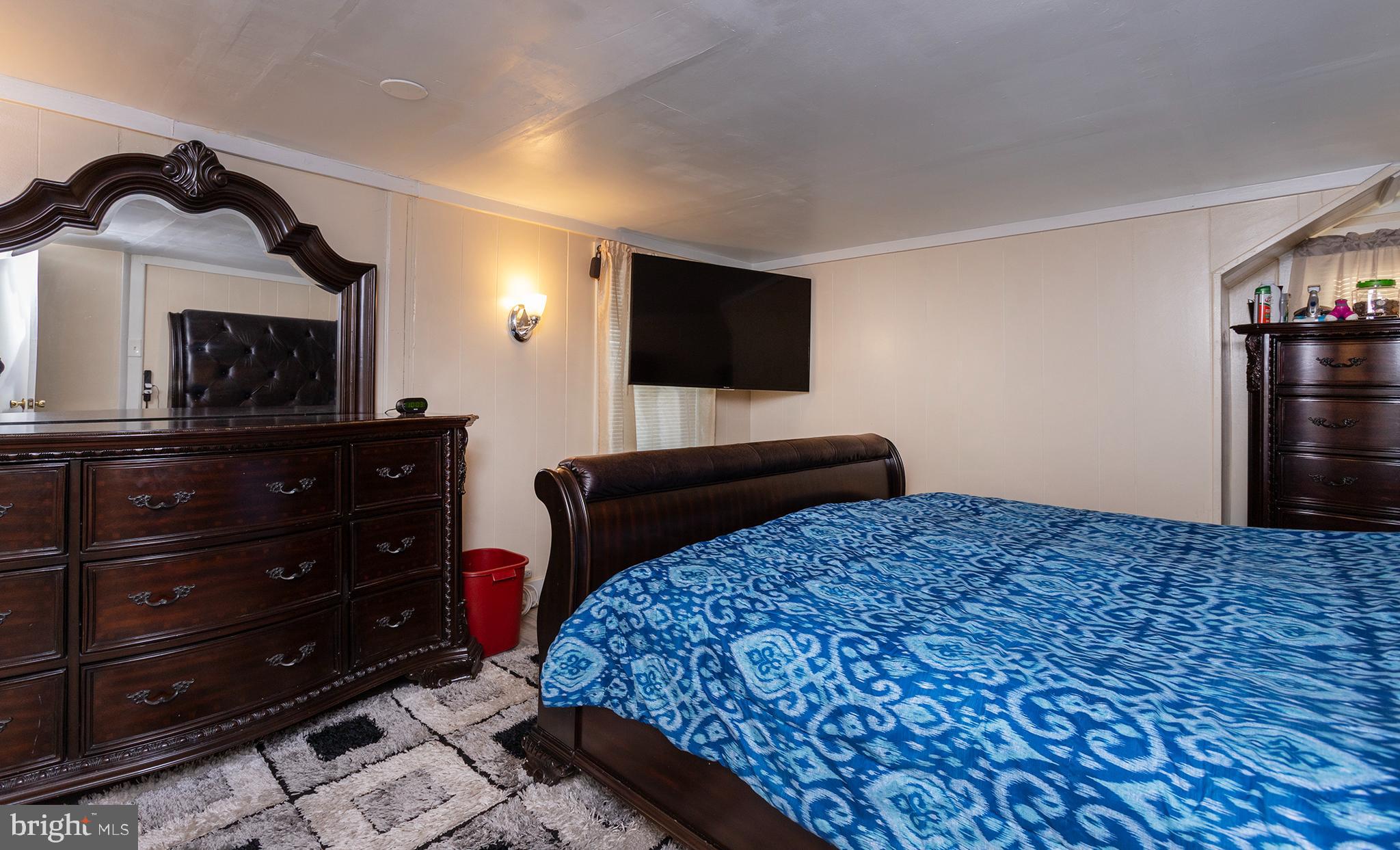 1102 RANA VILLA AVENUE