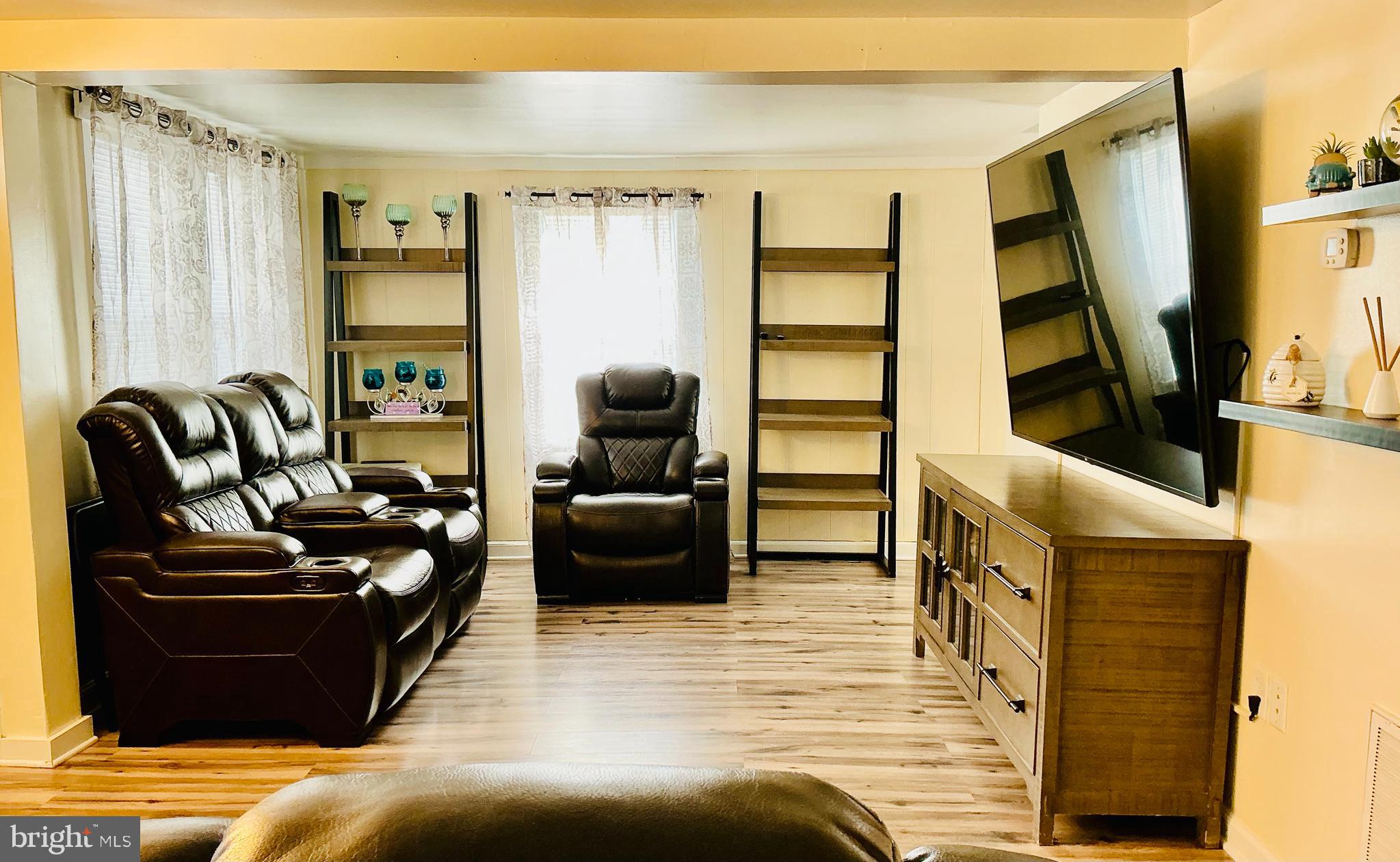 1102 RANA VILLA AVENUE