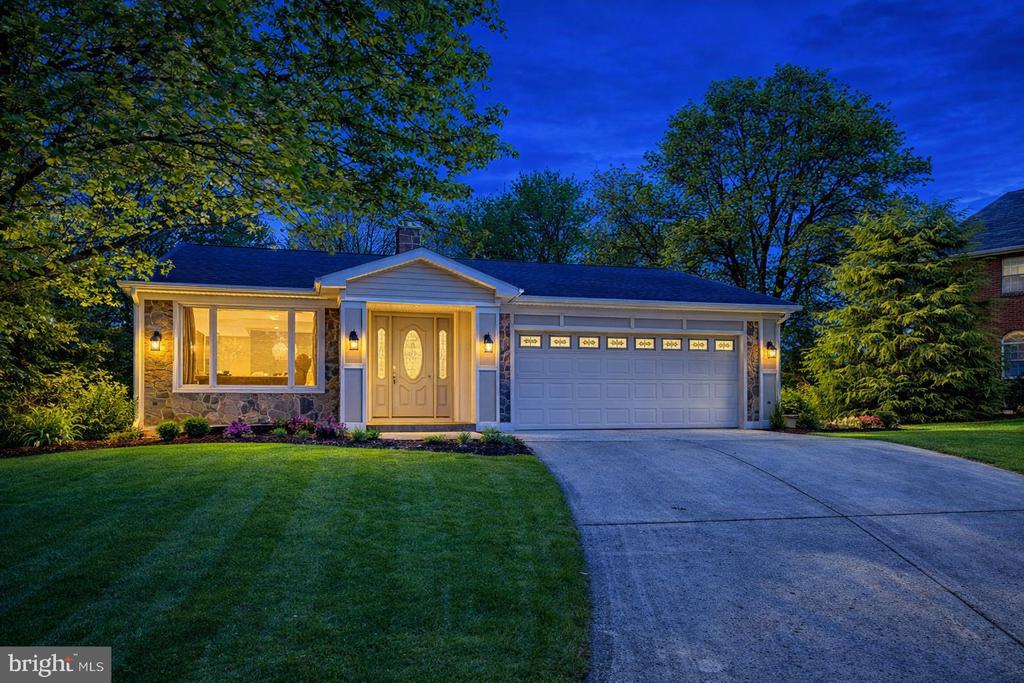 583 ARIEL COURT