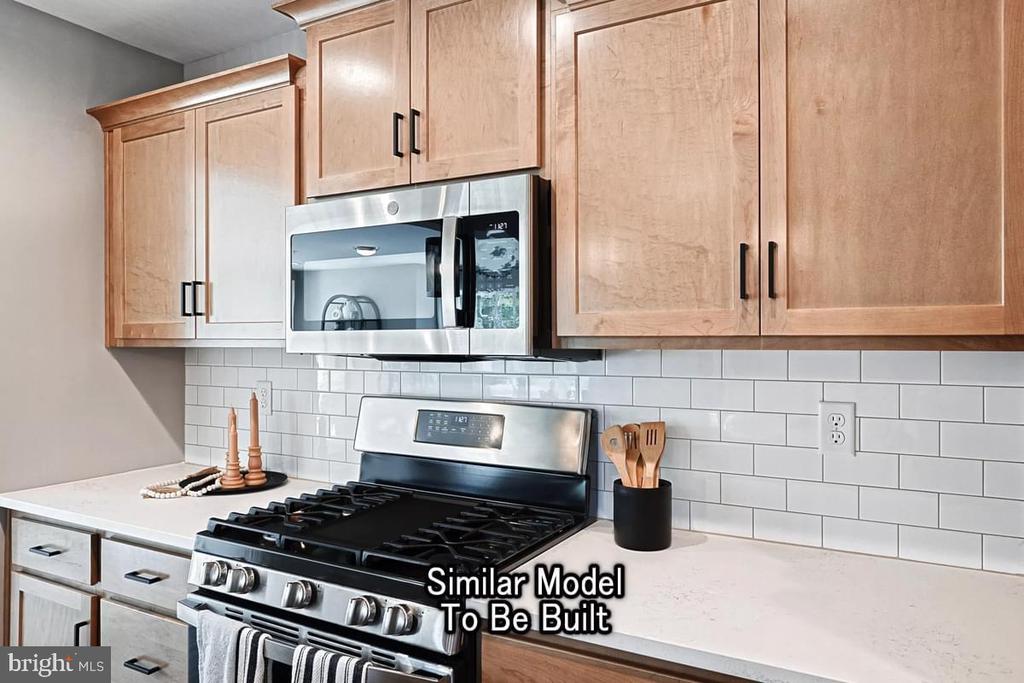 2155 HAMPDEN COURT Unit: LOT 21