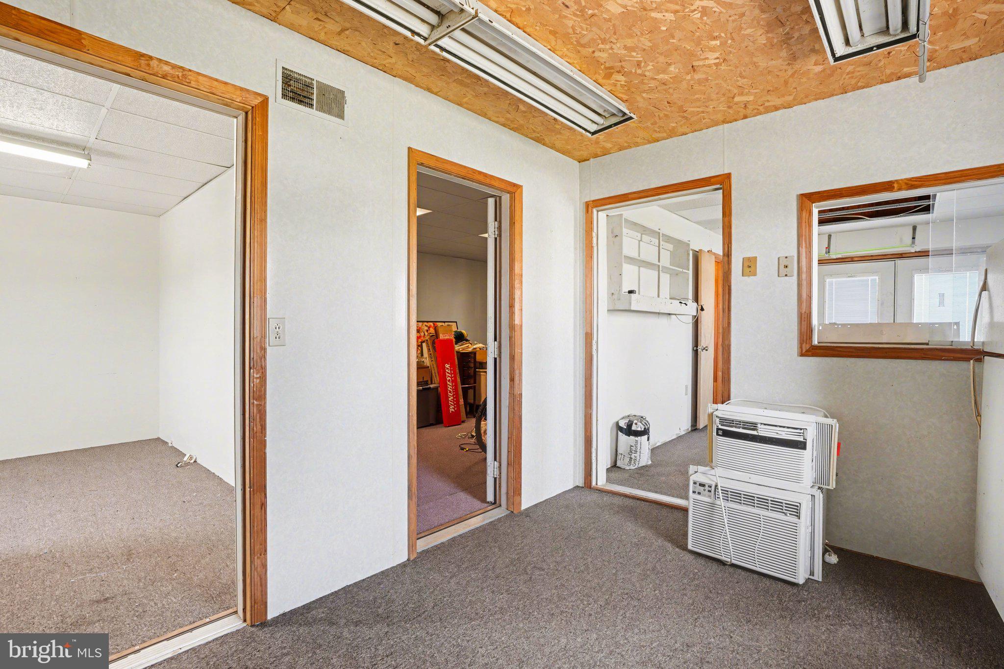 1106 EASY ROAD