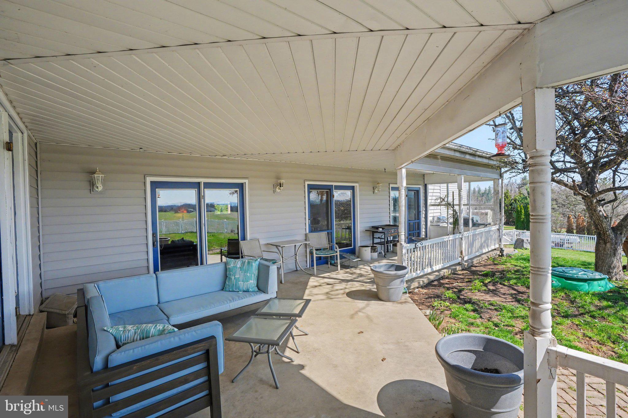 1106 EASY ROAD