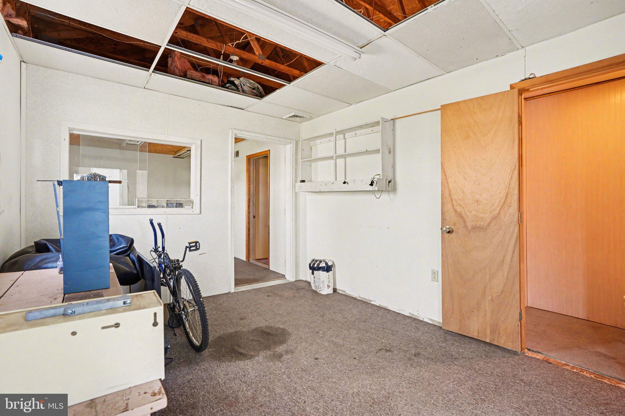1106 EASY ROAD