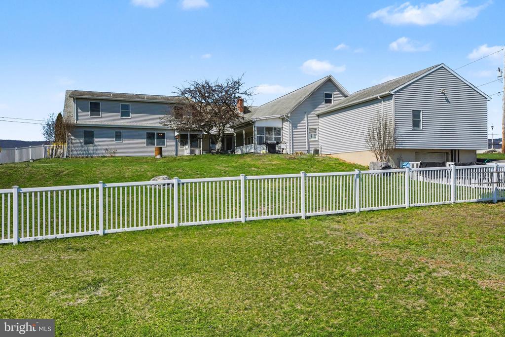 1106 EASY ROAD