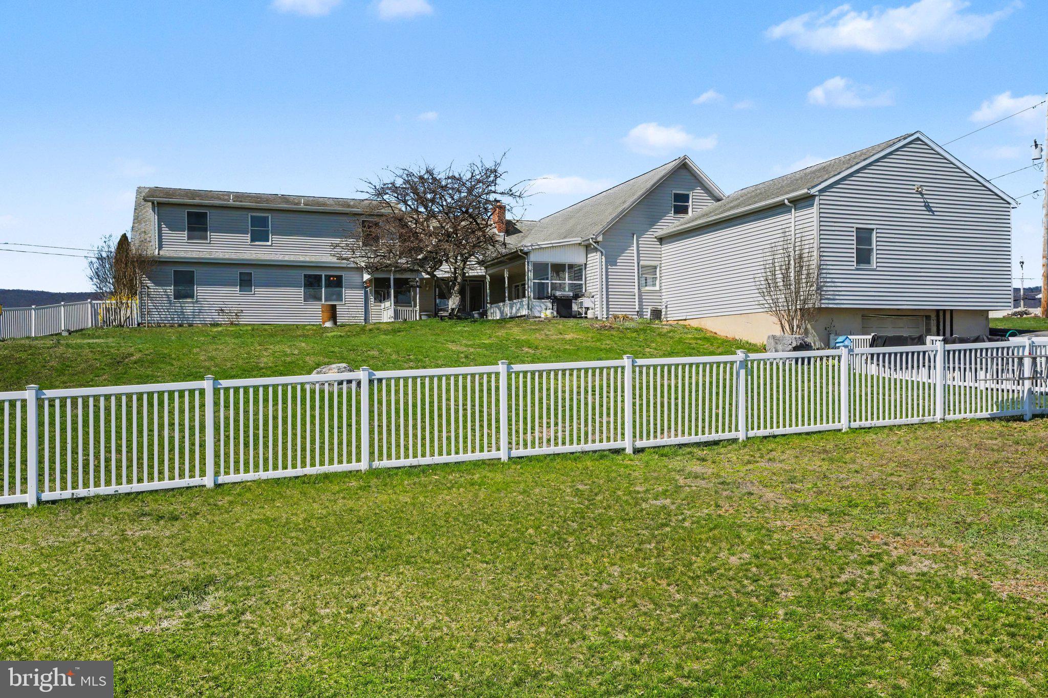 1106 EASY ROAD
