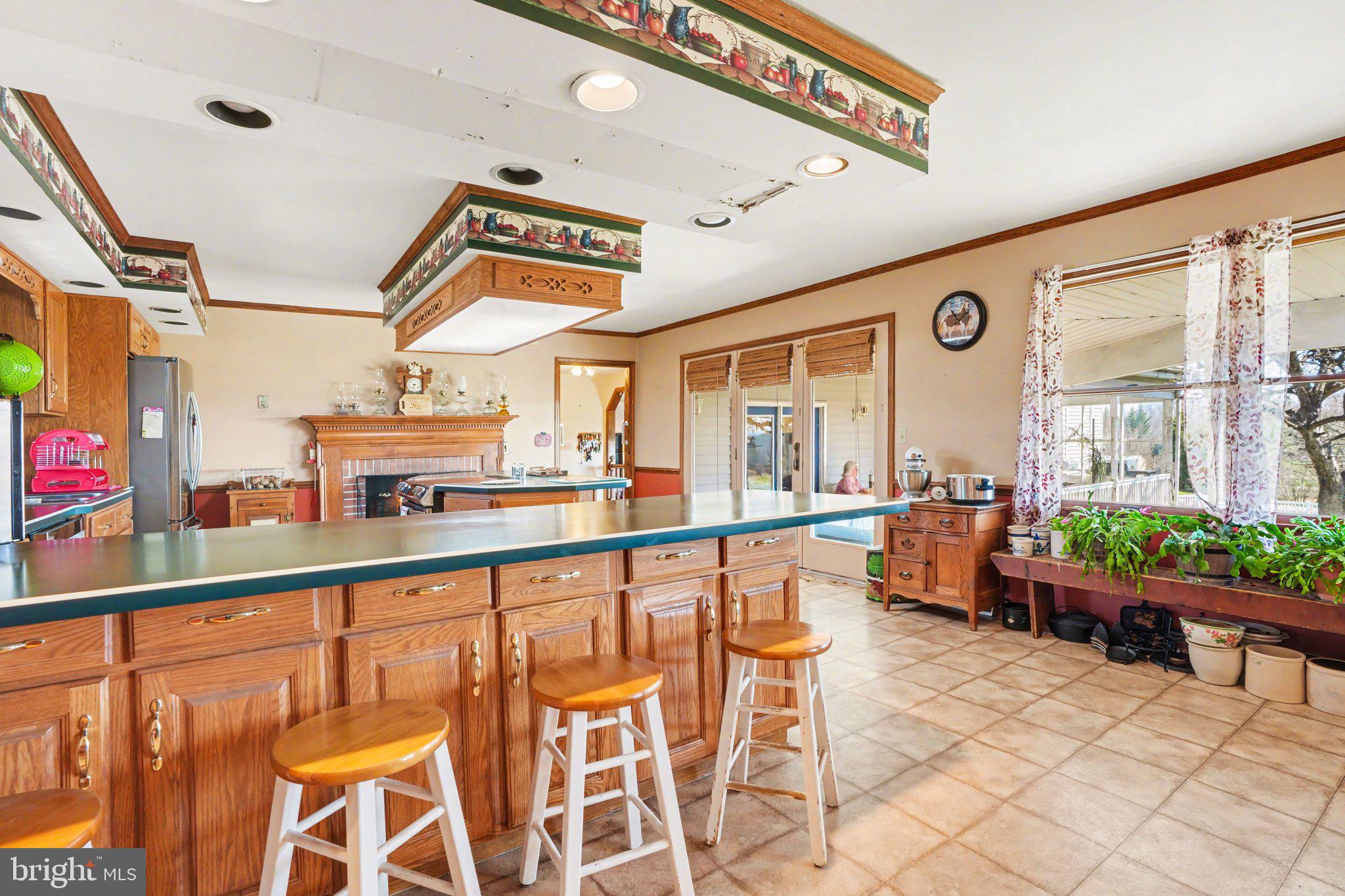 1106 EASY ROAD