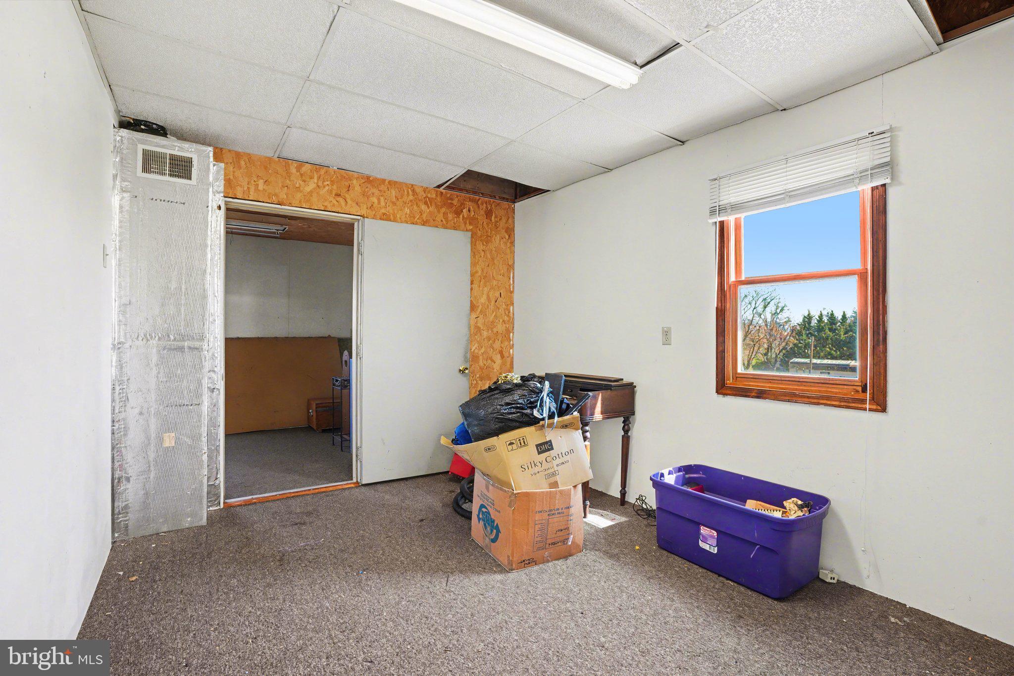 1106 EASY ROAD