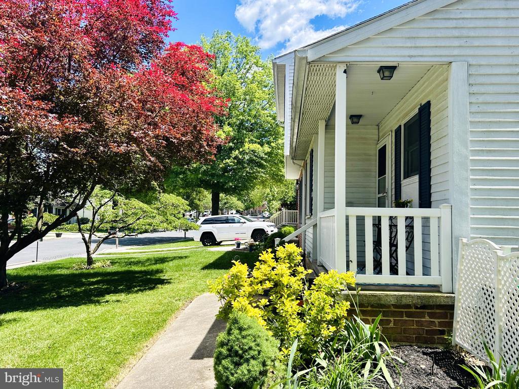 1003 NORTHFIELD DRIVE