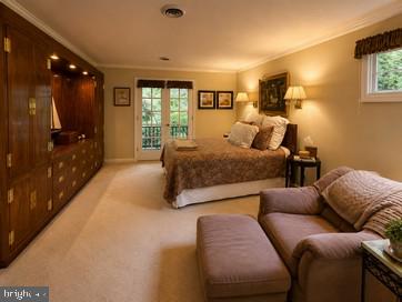 808 MANDY LANE