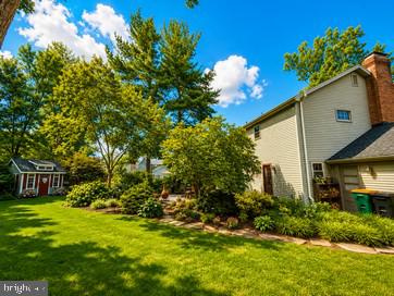 808 MANDY LANE