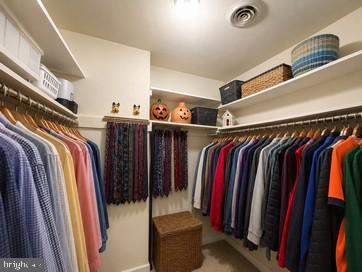 808 MANDY LANE